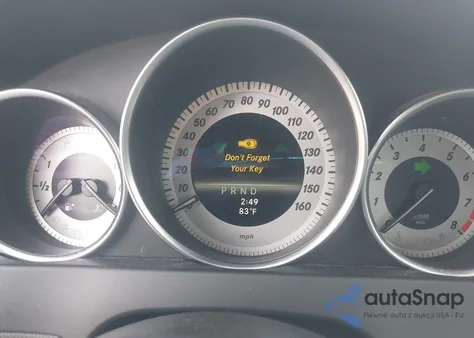 2013 Mercedes-Benz C 250 z USA, uszkodzony, nr VIN WDDGJ4HB0DF944382